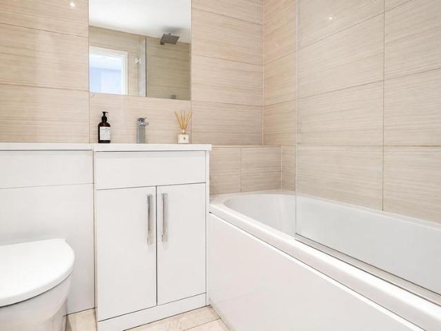 House for rent in Worcester Park, Greater London