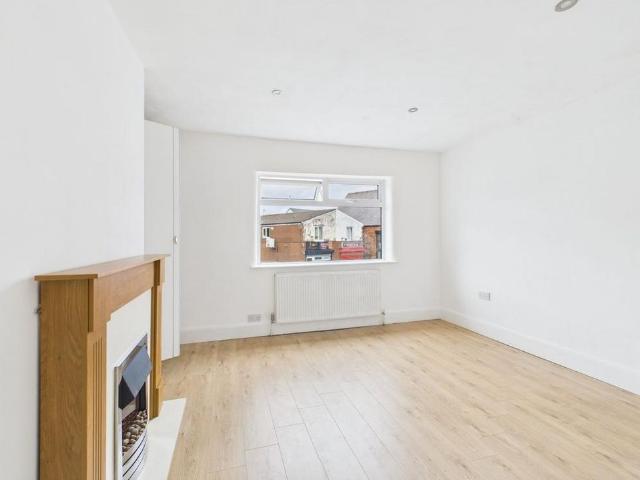 House for rent in Pennylands, Roby Mill