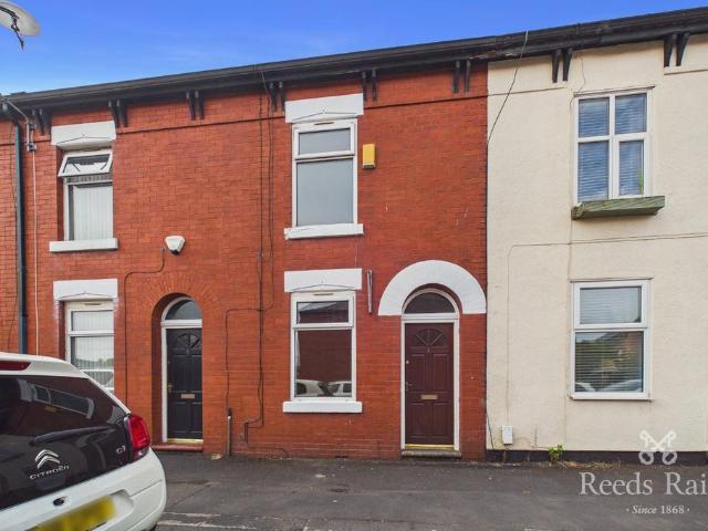 House for rent in Reddish, Greater Manchester