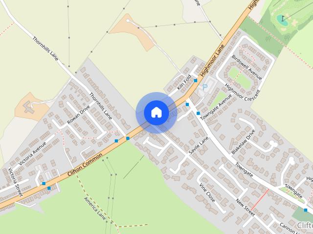 Townhouse for rent in Clifton, West Yorkshire