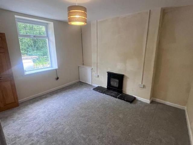 House for rent in Tylorstown, Wales