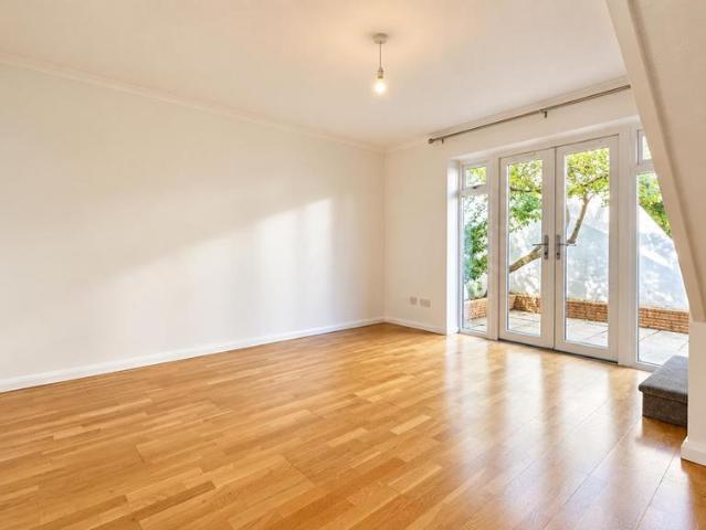 House for rent in Round Hill, Brighton