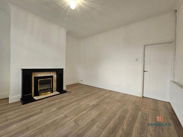 House for rent in Gigg, Bury