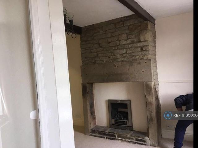 House for rent in Longwood, West Yorkshire