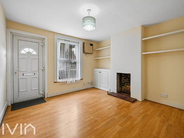 House for rent in London Borough of Croydon, Greater London