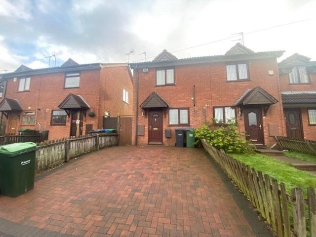 House for rent in Hall End, West Bromwich