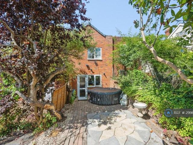 House for rent in Foxholes, Rushock