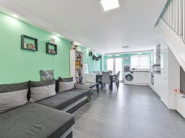 House for rent in Plumstead, Greater London