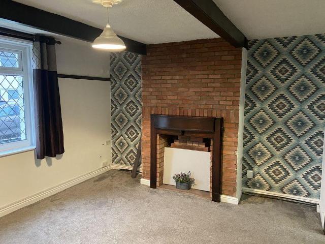 House for rent in Burnedge, Greater Manchester