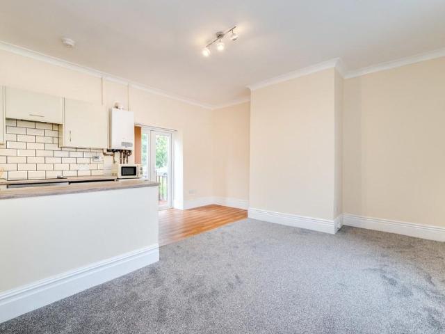 House for rent in Birkenshaw, Kirklees