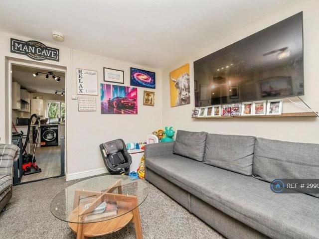 House for rent in Foxholes, Rushock
