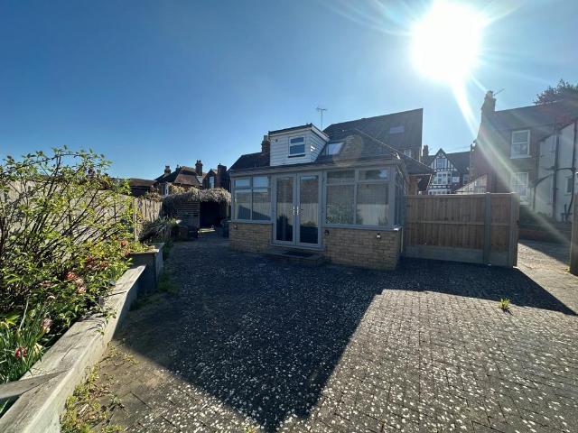 House for rent in Longport, The Bridge