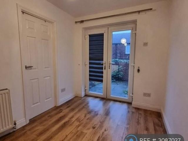 House for rent in Kingstone, Barnsley