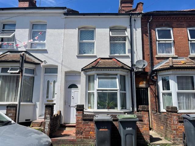 House for rent in Spring Park, Luton