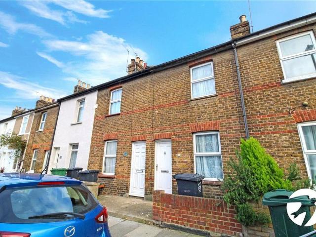 House for rent in Swanscombe and Greenhithe, Monks Orchard