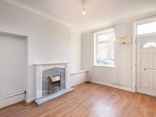 House for rent in High Field, York
