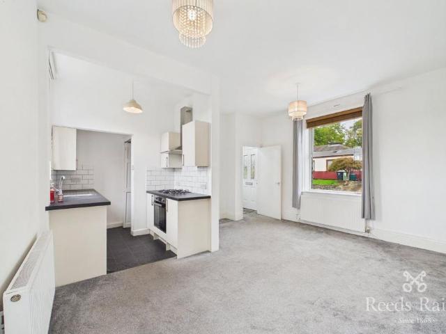House for rent in Armitage Bridge, Kirklees