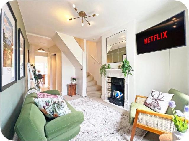 House for rent in Clewer Village, Windsor