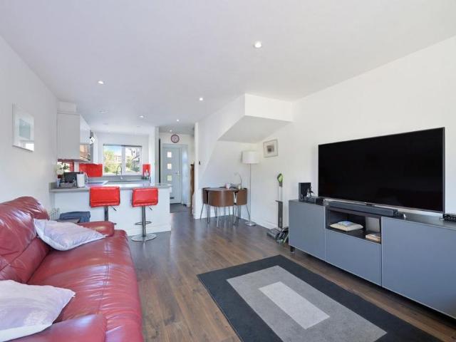 House for rent in Northwood, Greater London