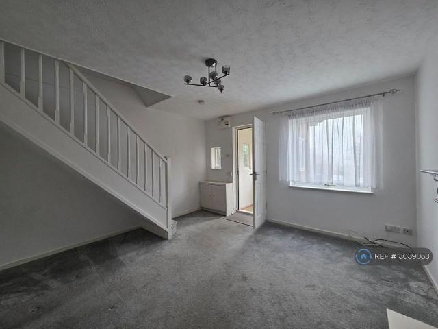 House for rent in Lowford, Helford