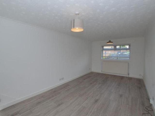 House for rent in Hill Of Beath, Scotland