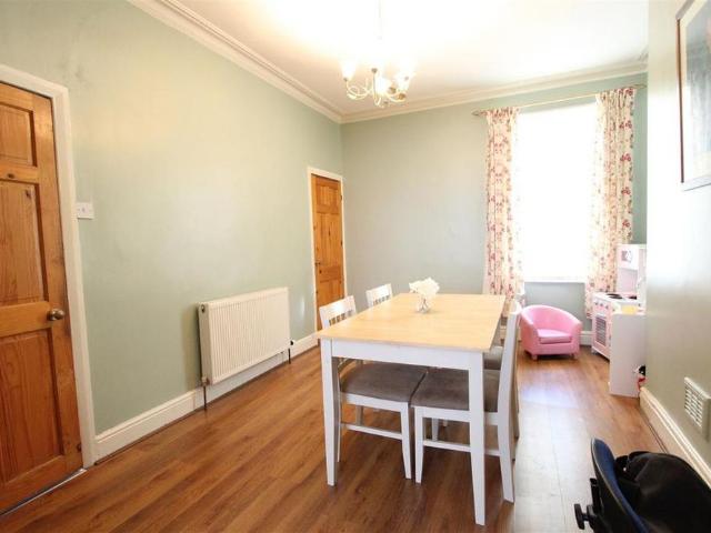House for rent in Stoneycroft, Calderstones
