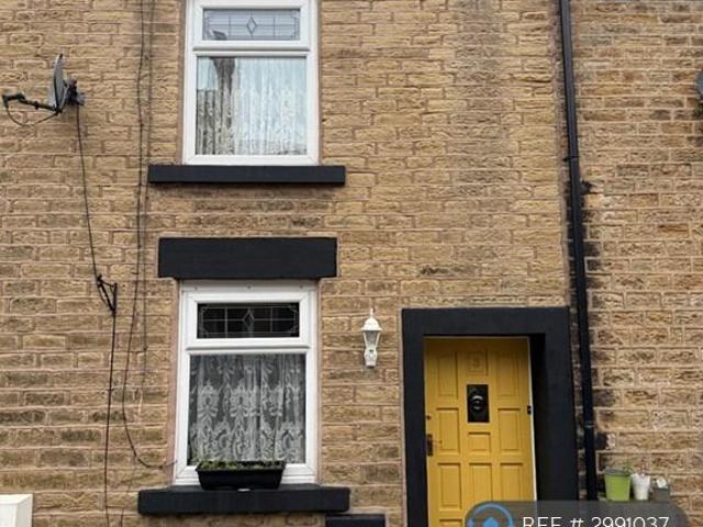 House for rent in Shirebrook Park, Charlesworth