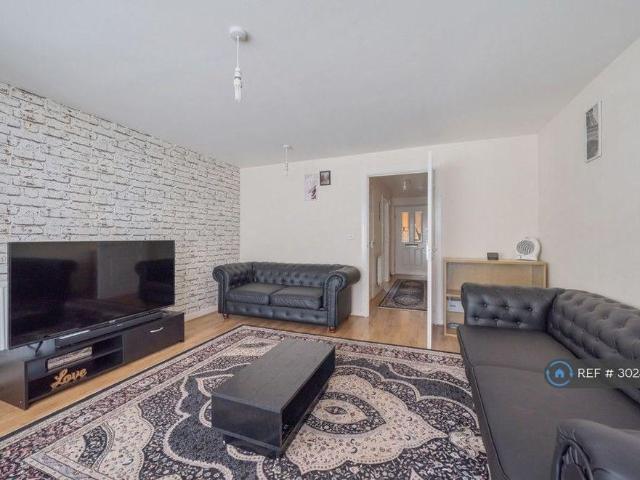 House for rent in Hayes, Greater London