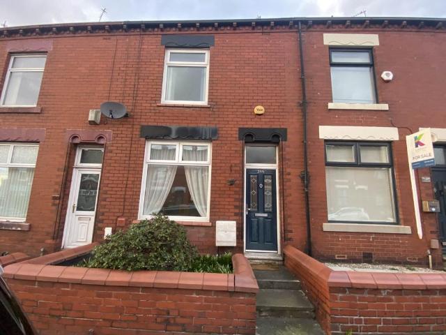 House for rent in Cowhill, Oldham