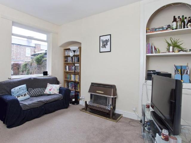House for rent in High Field, York