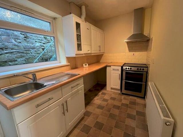 Apartment for rent in Ynyshir, Wattstown