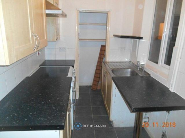 Apartment for rent in Highfields, Old Wharf