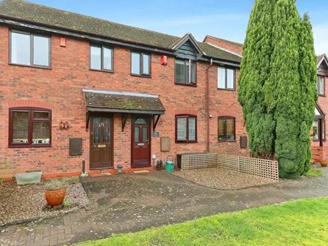 Apartment for rent in Green Close, Warwickshire