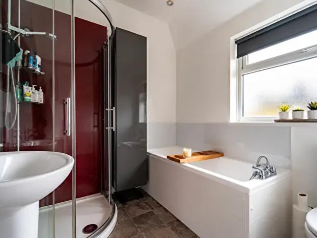 Apartment for rent in Broxtowe, Haddon
