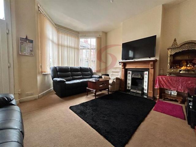 Apartment for rent in Belgrave, Old Wharf
