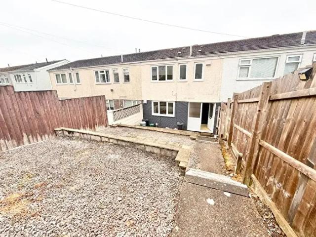 Apartment for rent in West Cross, Swansea