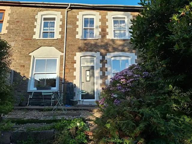 Apartment for rent in Porth