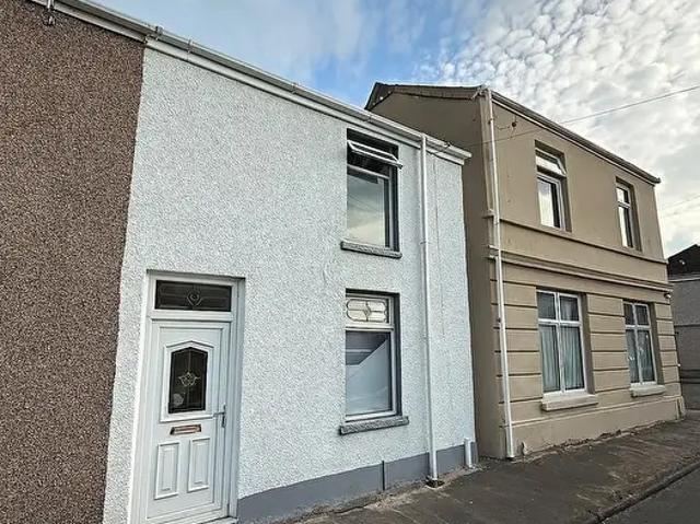 Apartment for rent in Briton Ferry