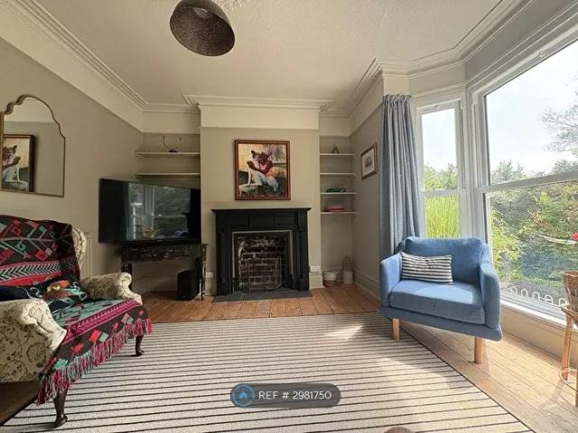 Apartment for rent in Nangreaves, Wales
