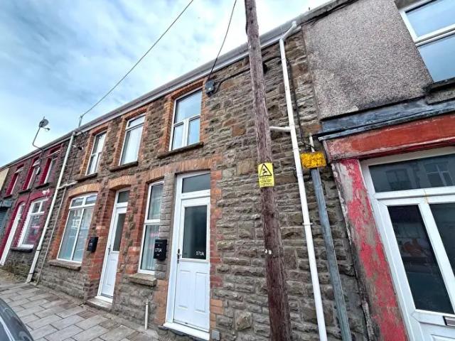 Apartment for rent in Maesteg, Caerau
