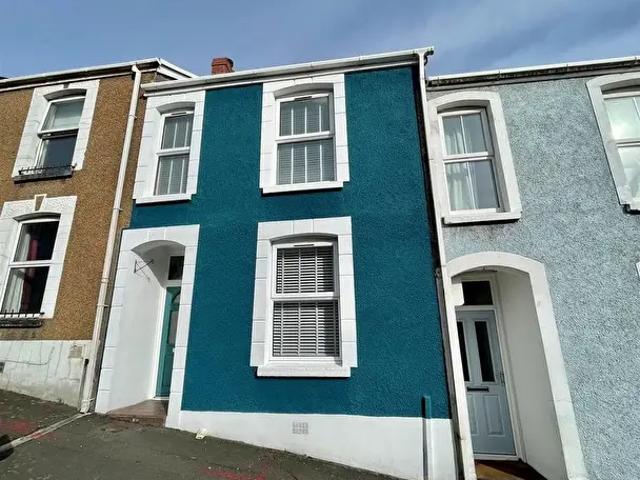 Apartment for rent in Brynmill, Swansea