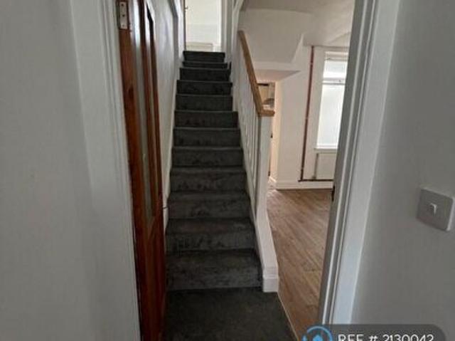 Apartment for rent in Bridgend, Wales
