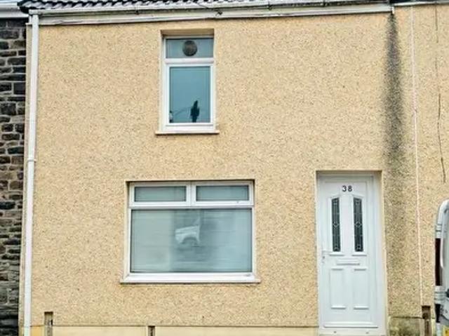 Apartment for rent in Cimla, Neath