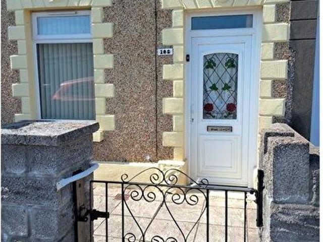 Apartment for rent in Plasmarl, Nangreaves