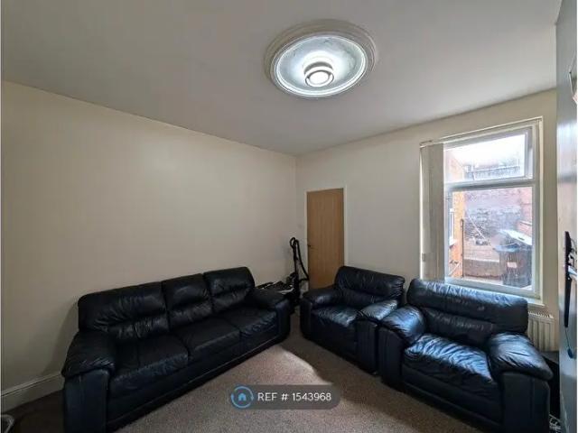 Apartment for rent in Highfields, Old Wharf