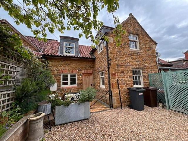 Apartment for rent in Brentingby, Leicestershire