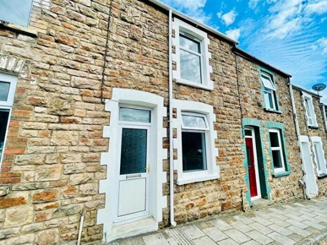 Apartment for rent in Cwm, Waun-lwyd