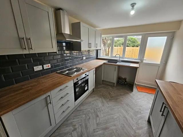 Apartment for rent in Mount Pleasant, Swansea