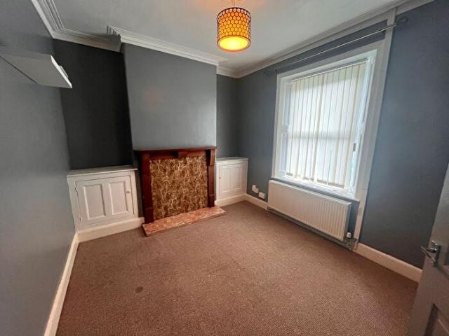 Apartment for rent in Nangreaves, Wales