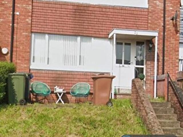 Apartment for rent in Thornly Park, Glenburn